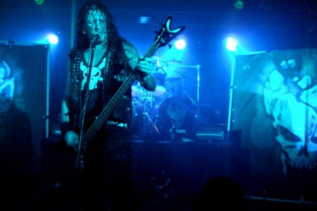 Destruction live at Station 4