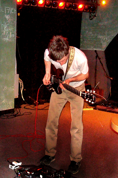 Andrew Broder live at the Whole