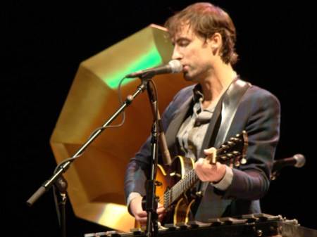 andrew-bird-right-guitar